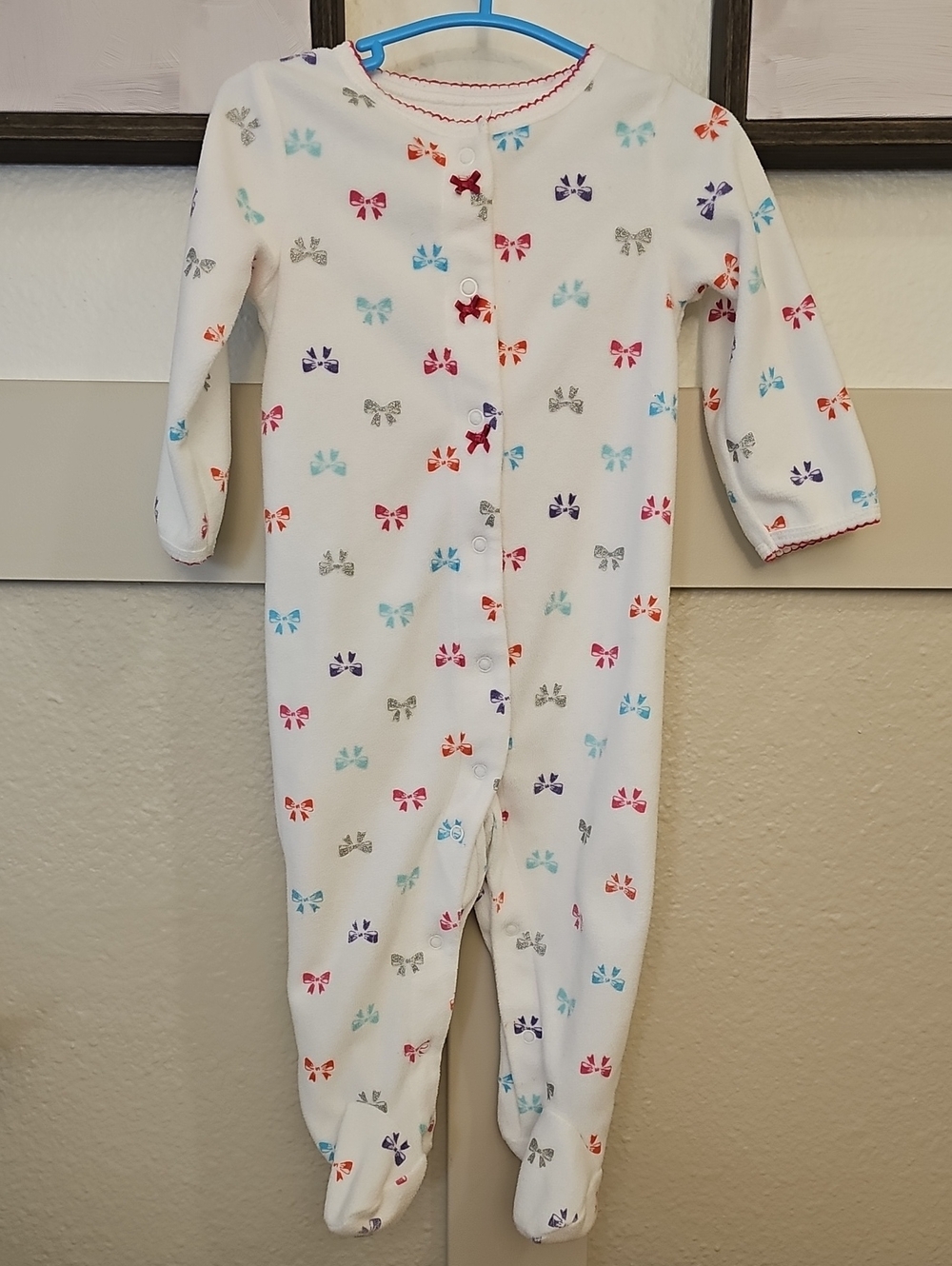 Baby Girls White Bow-Print One-Piece Footed Pajamas